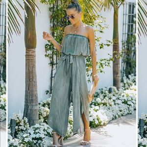 Strapless, wrap, jumper . Olive color